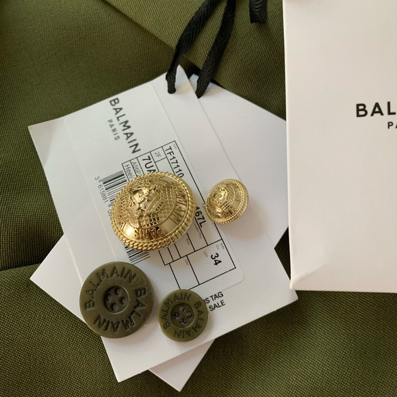 ✅SOLD✅NWT Balmain wool blazer size 34 (US2) - Picture 4 of 7